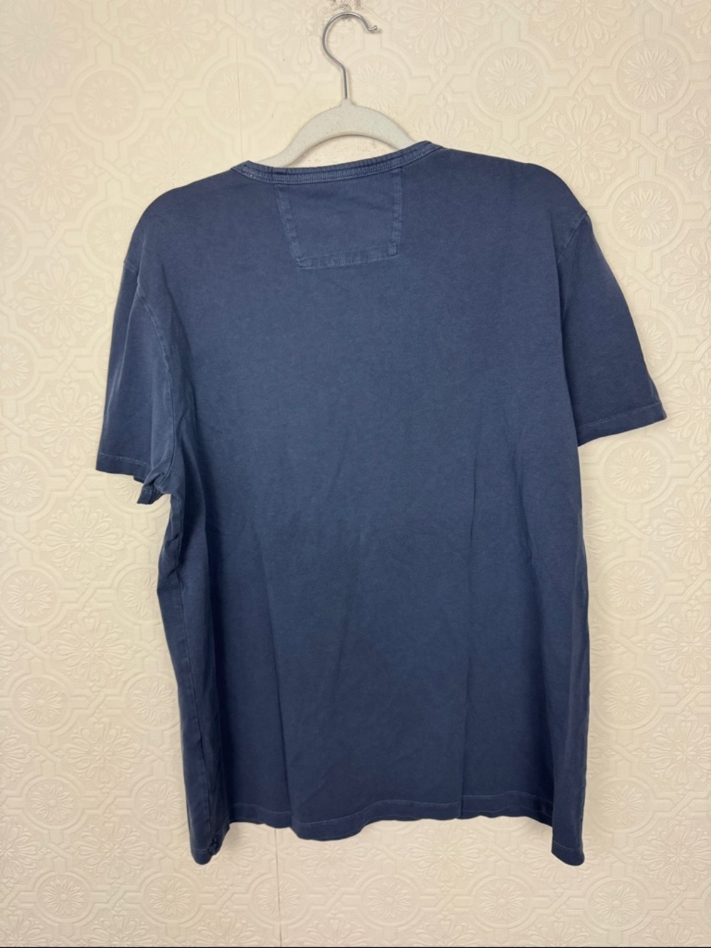 Banana Republic Supima Cotton T-Shirt Bundle Black & Blue Pocket Tee Size Large - Picture 10 of 11